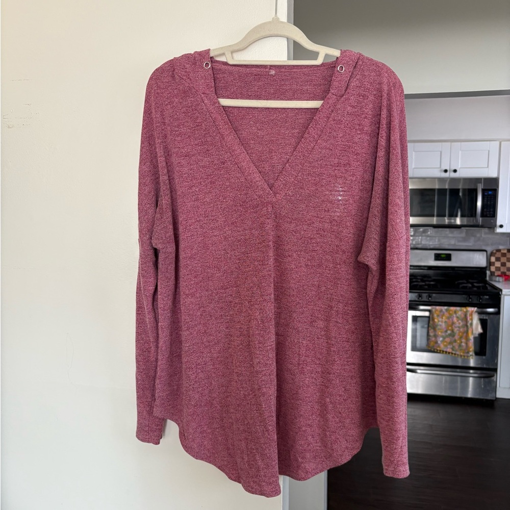 Women's Pink V-Neck Long Sleeve Top with Hood